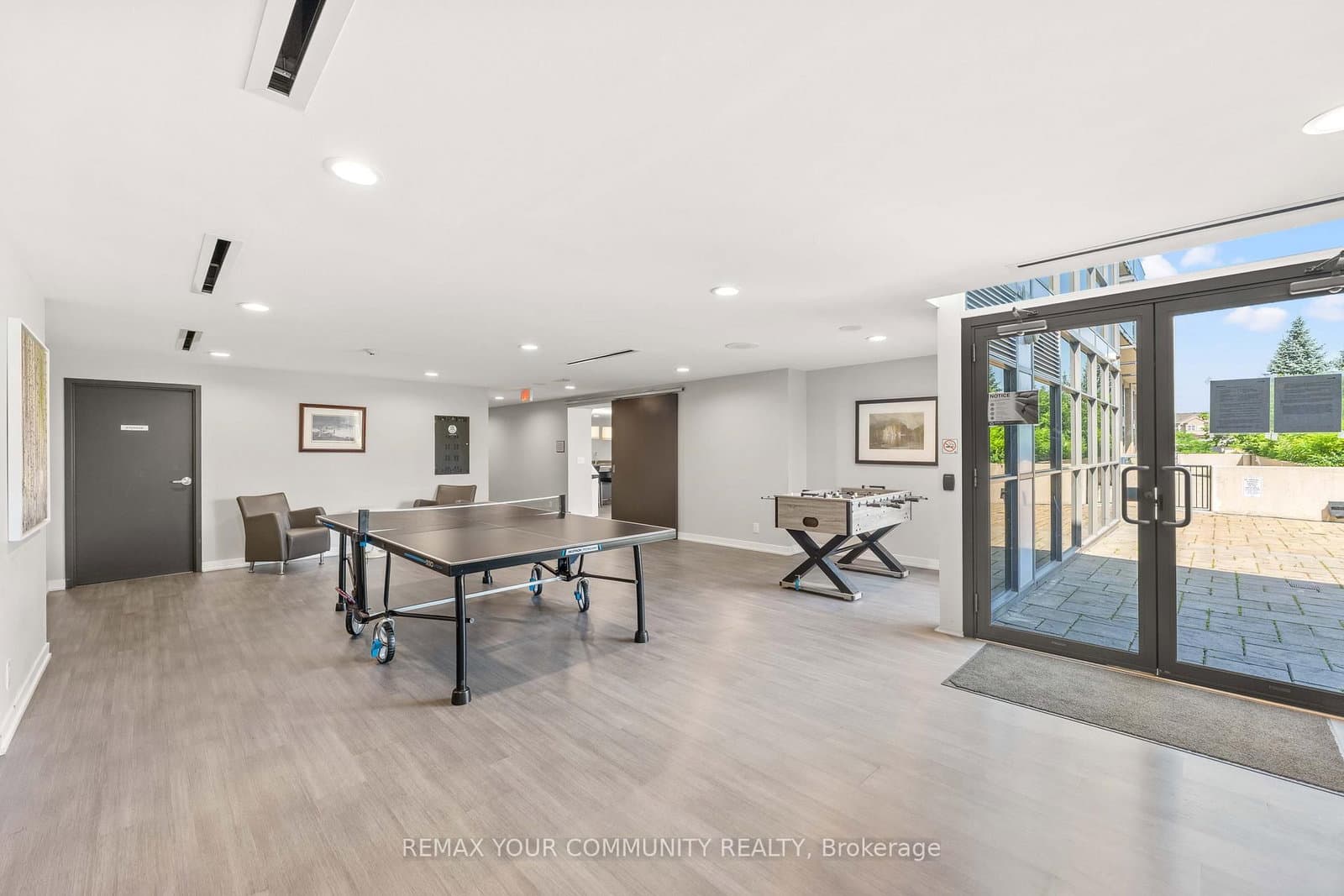 1940 Ironstone Drive, Unit 609 thumbnail 45