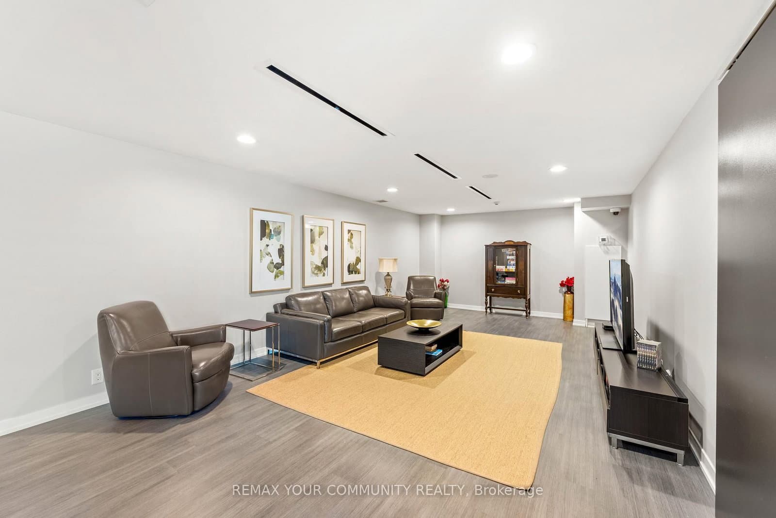1940 Ironstone Drive, Unit 609 thumbnail 46
