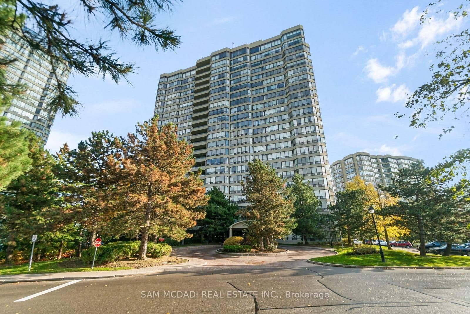 24 Hanover Road, Unit 2205 - Image 1