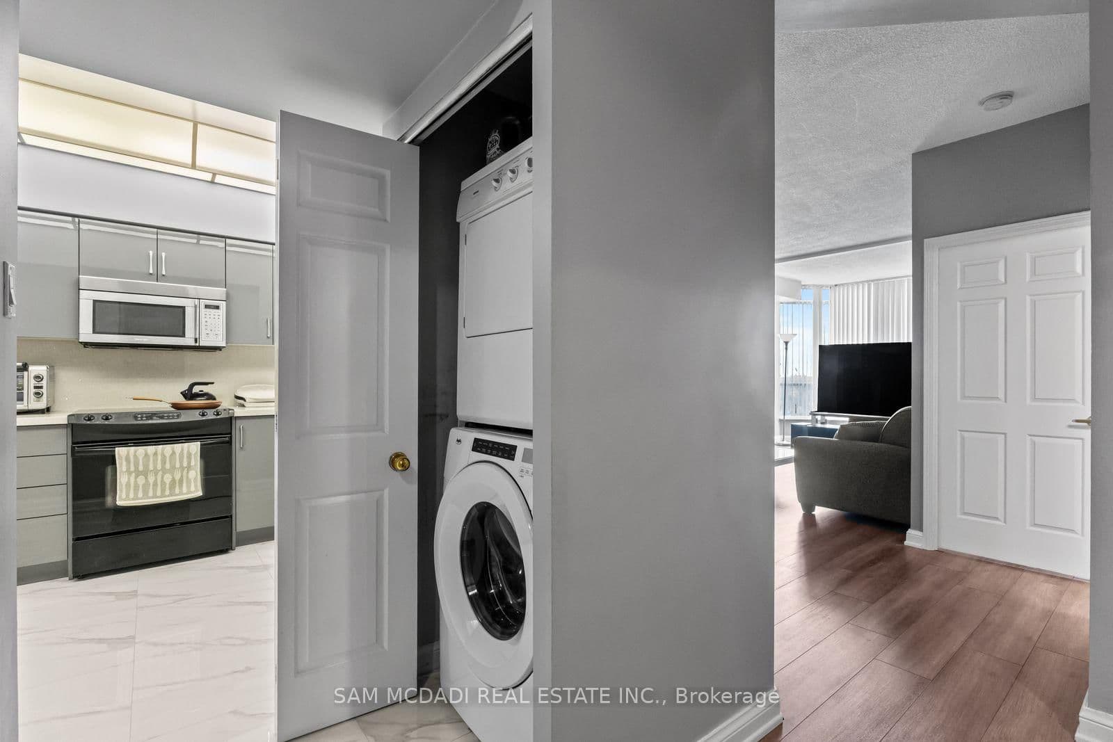 24 Hanover Road, Unit 2205 thumbnail 6