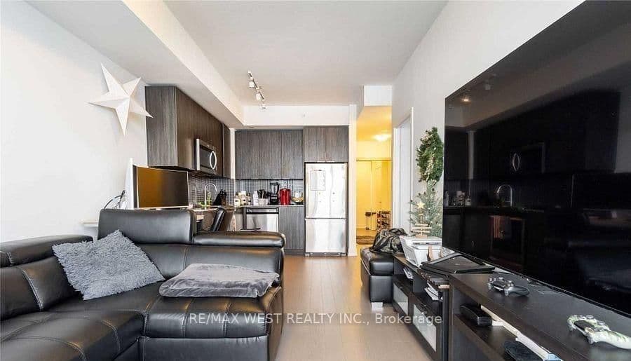 30 Shore Breeze Drive, Unit 5111 thumbnail 16