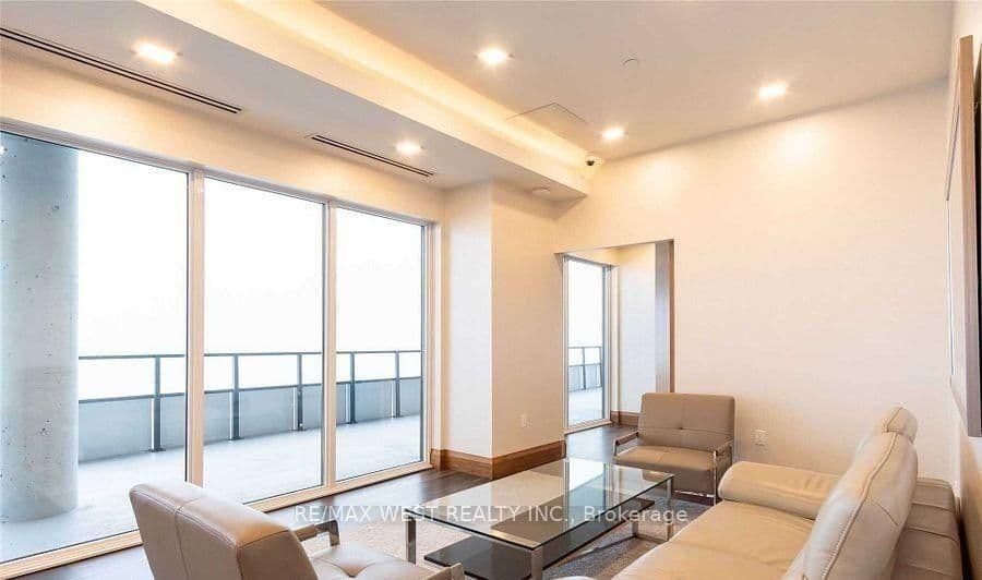 30 Shore Breeze Drive, Unit 5111 thumbnail 20
