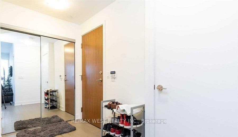 30 Shore Breeze Drive, Unit 5111 thumbnail 6