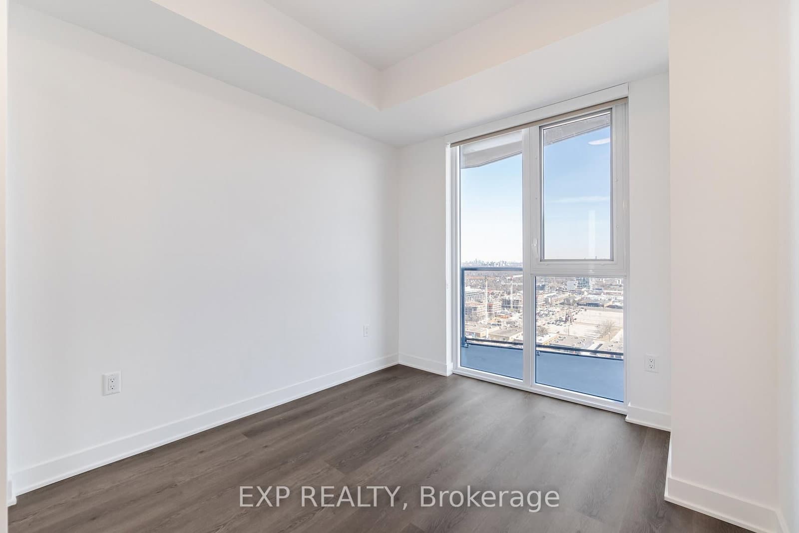 36 Zorra Street, Unit 1805 thumbnail 6