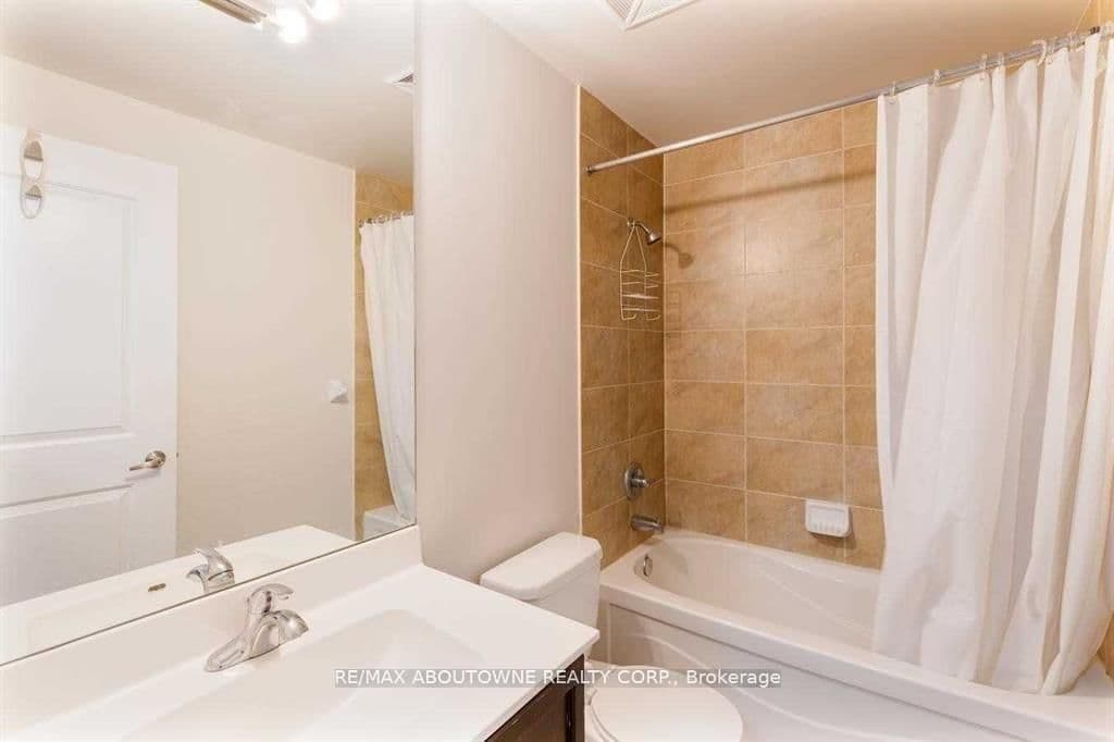 330 Burnhamthorpe Road W, Unit 2303 thumbnail 7