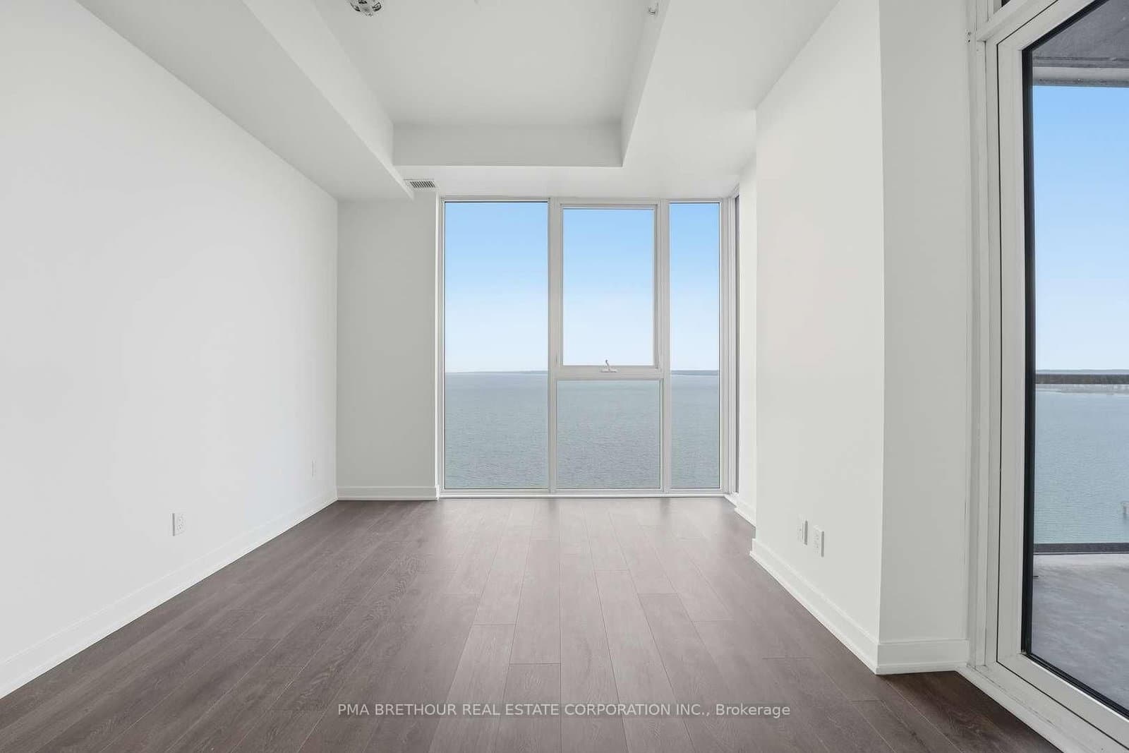 370 Martha Street, Unit 2603 thumbnail 4