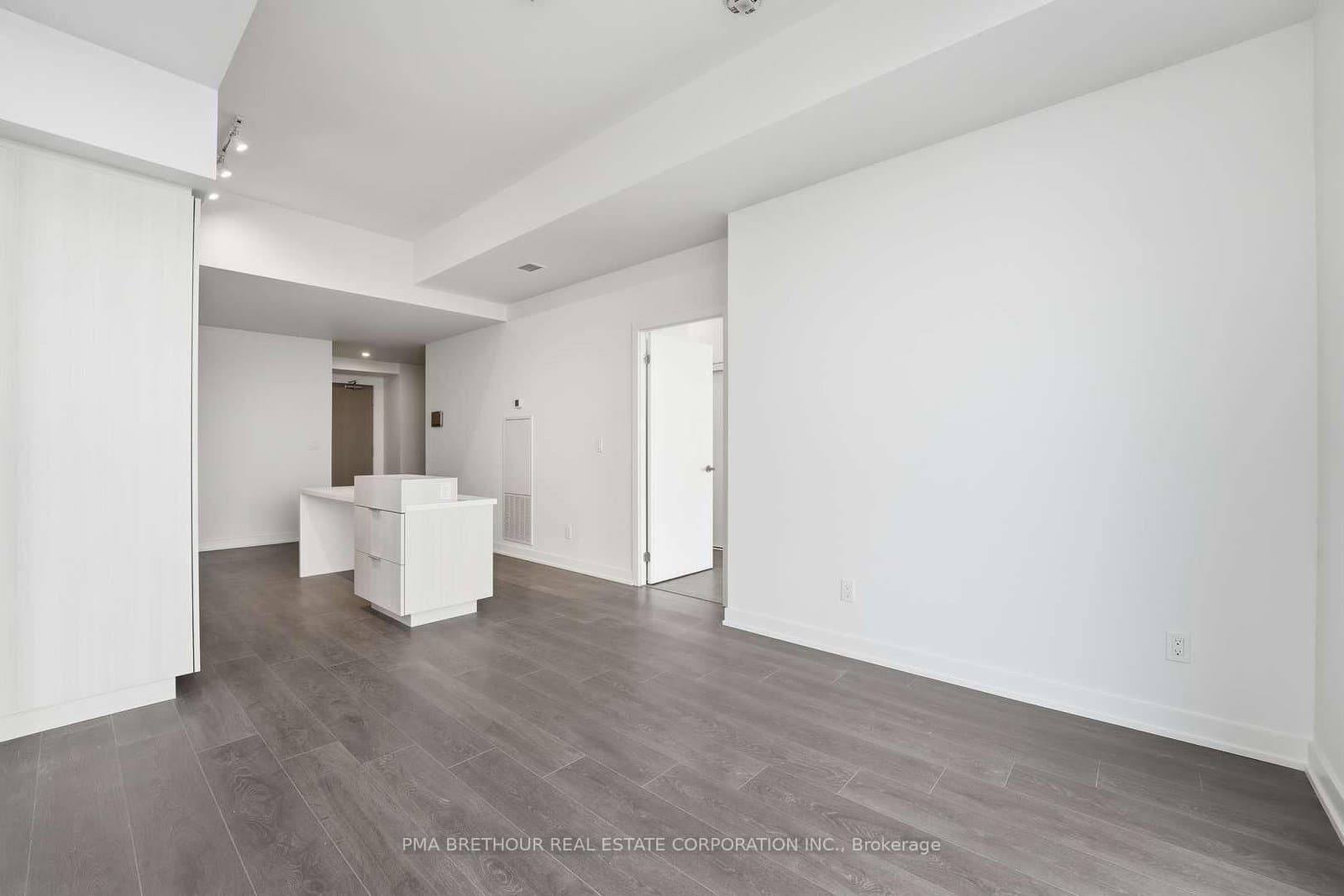 370 Martha Street, Unit 2603 thumbnail 6