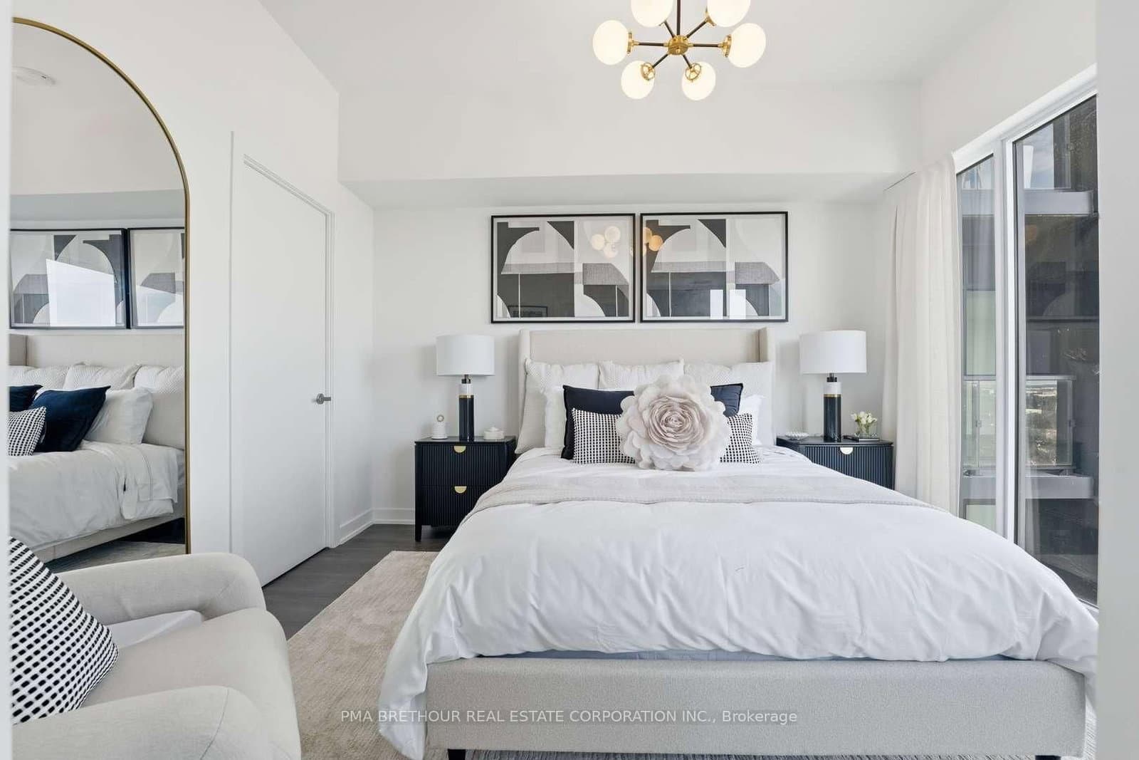 370 Martha Street, Unit 1901 thumbnail 6