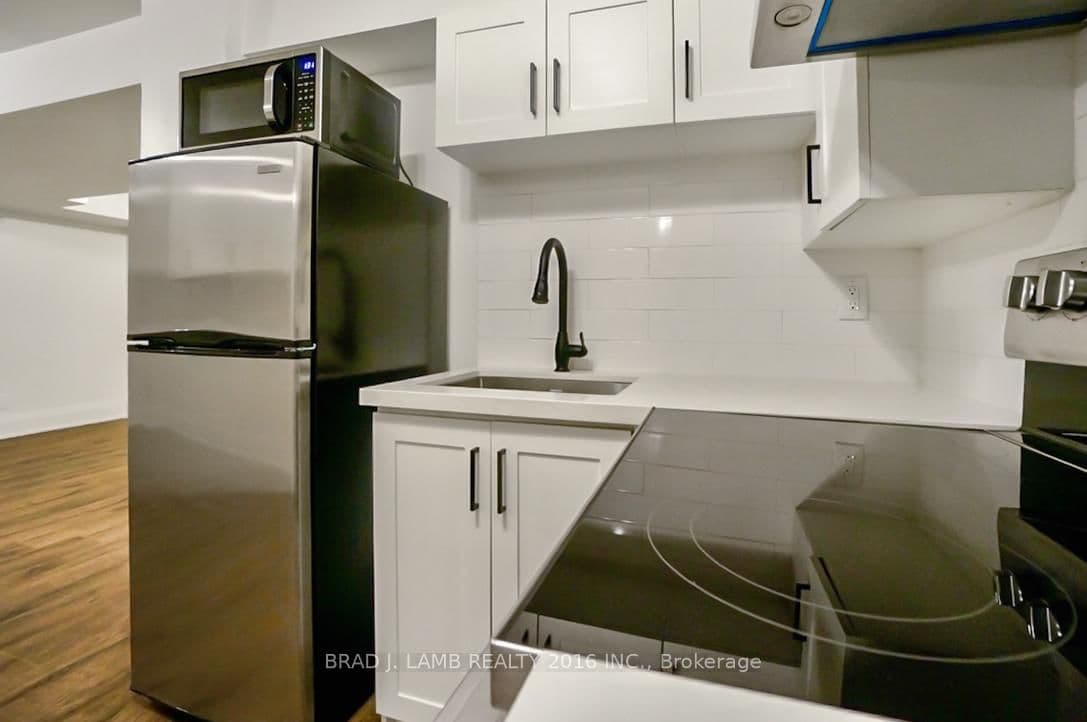 731 Indian Road, Unit 3 thumbnail 4