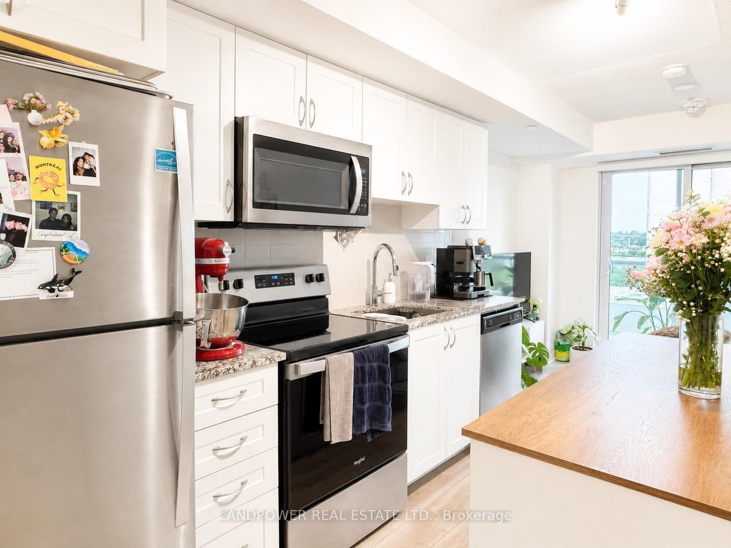 10 Wilby Crescent, Unit 517 thumbnail 2