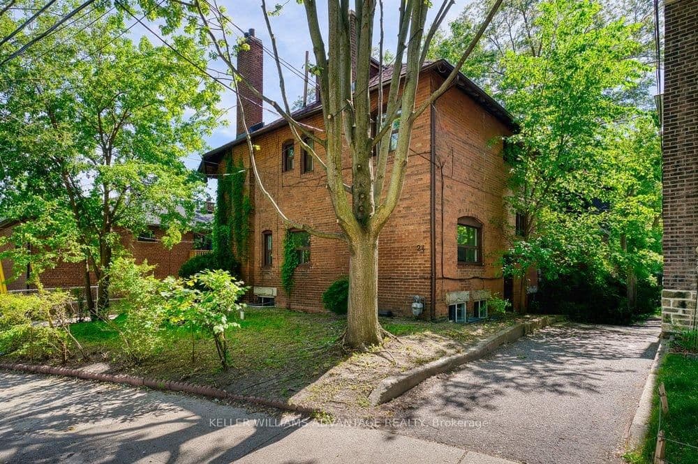 24 Indian Road Crescent - Image 1