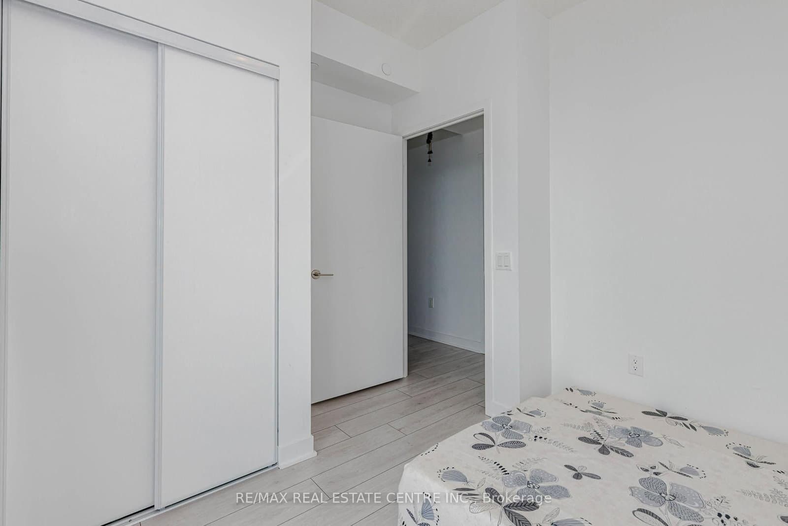 260 Malta Avenue, Unit 1603 thumbnail 24