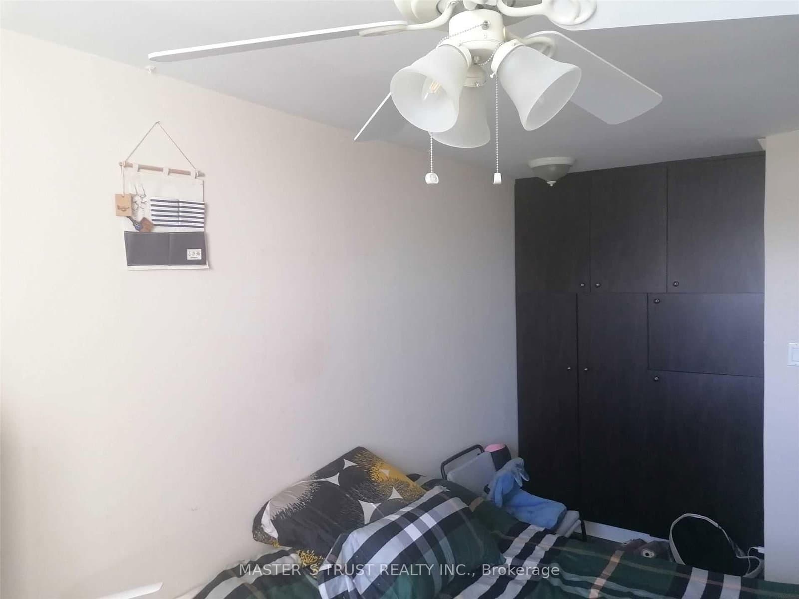 530 Lolita Gardens, Unit 1210 thumbnail 5