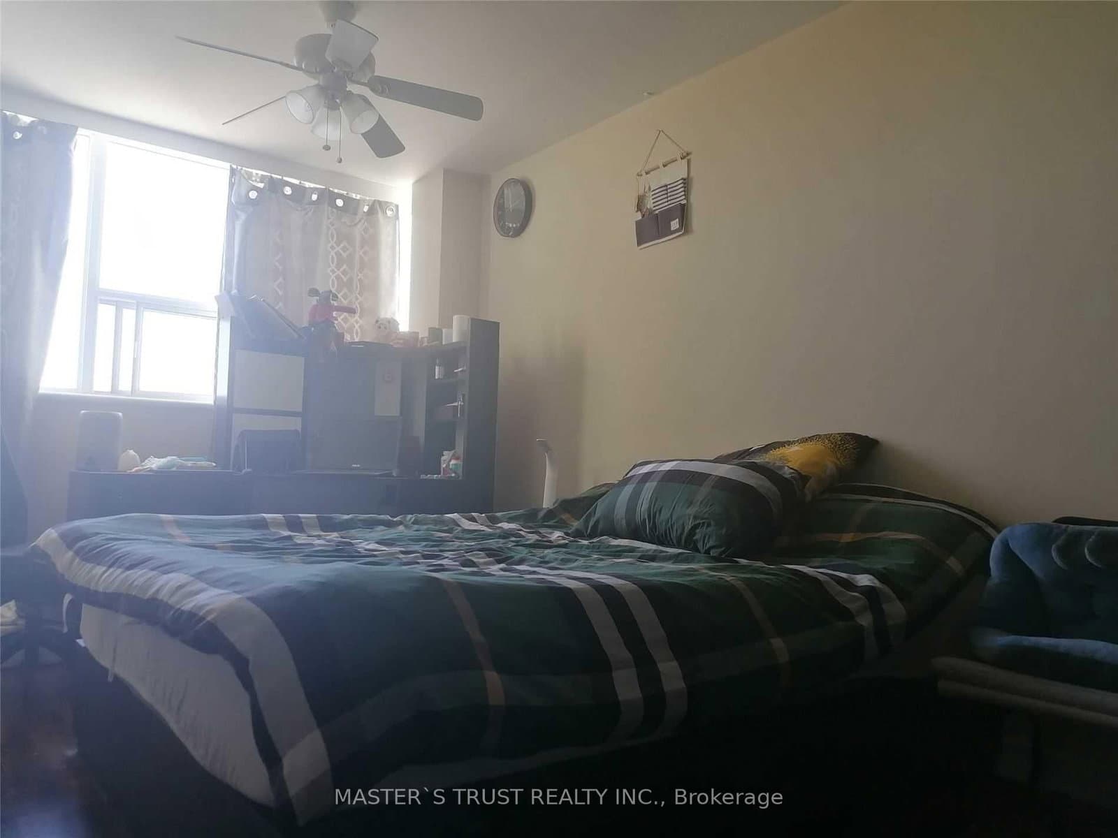 530 Lolita Gardens, Unit 1210 thumbnail 6