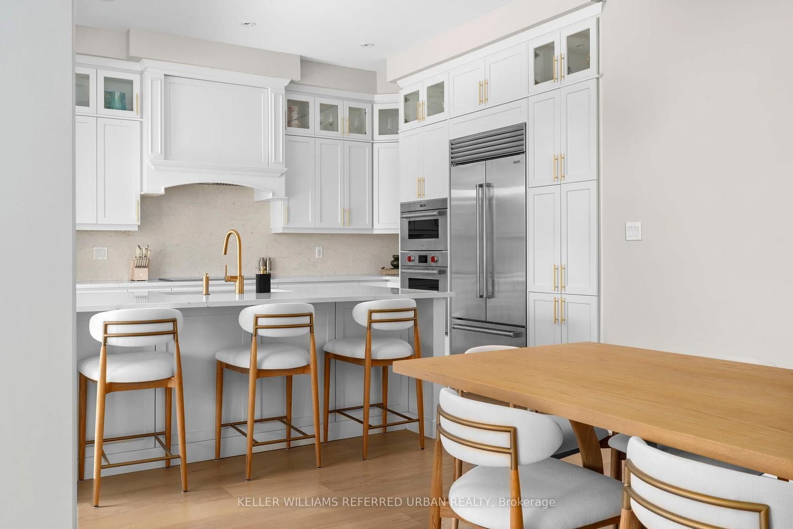 1318 Courtleigh Trail thumbnail 2