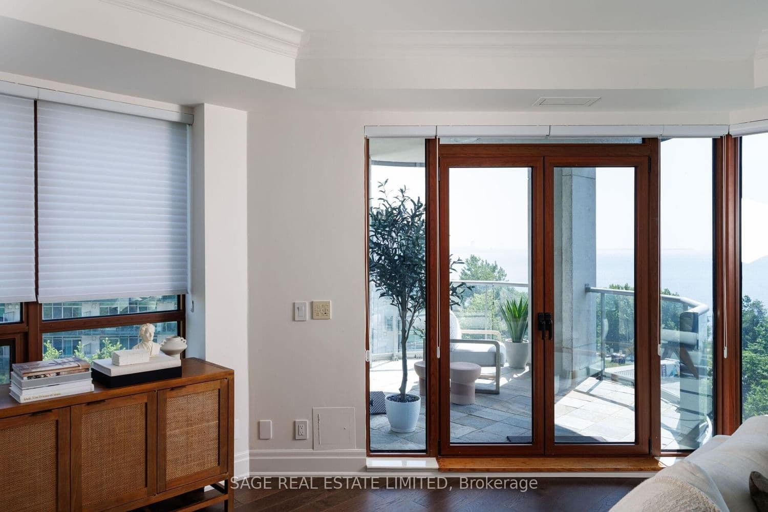 2095 Lake Shore Boulevard W, Unit 519 thumbnail 30