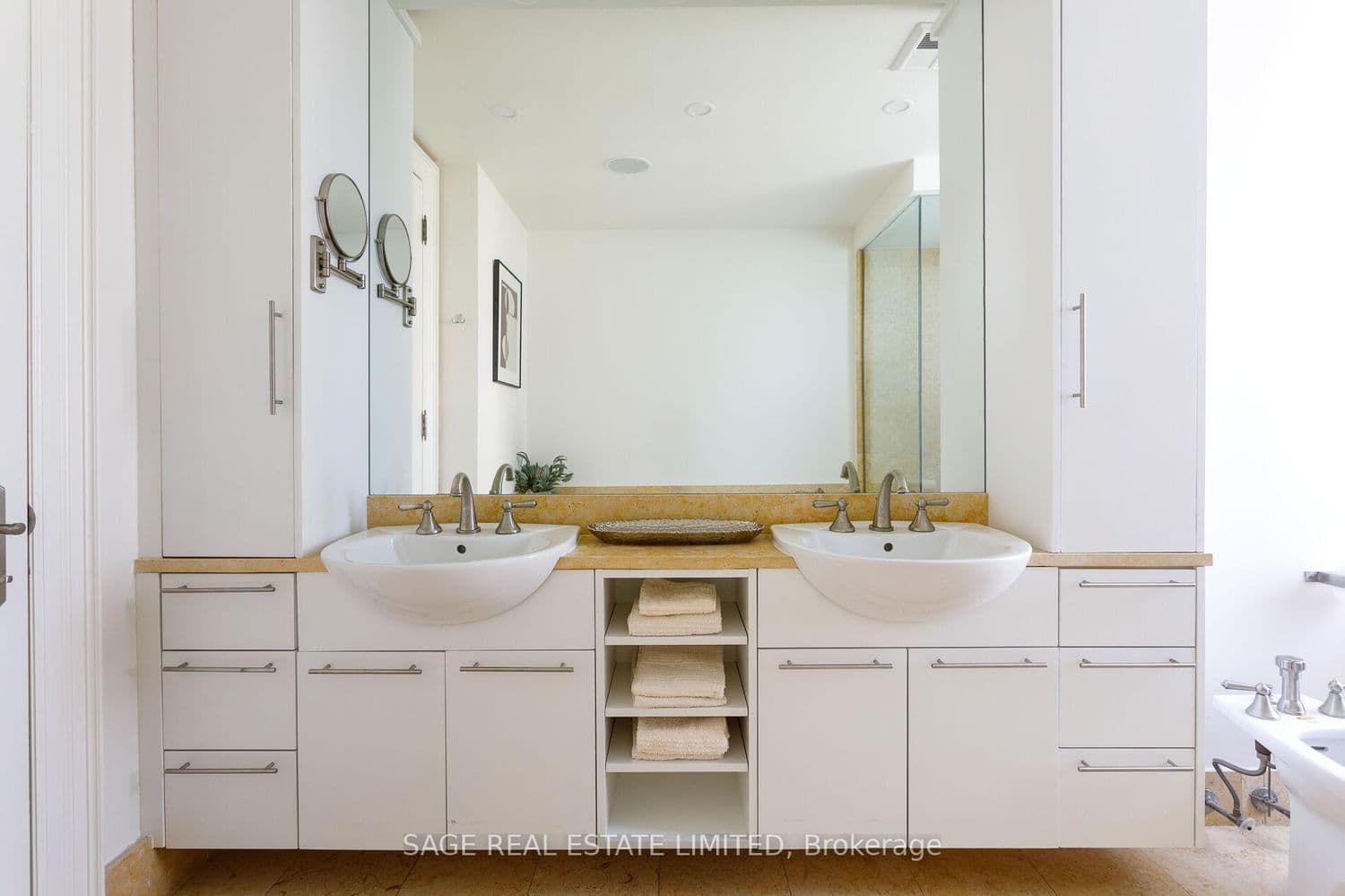 2095 Lake Shore Boulevard W, Unit 519 thumbnail 39