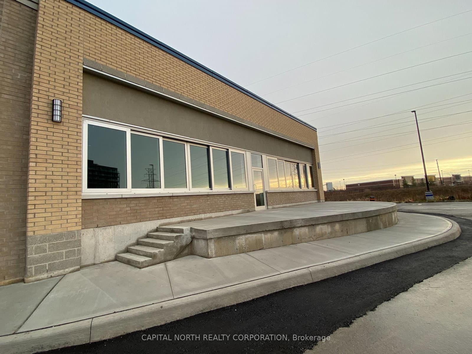 3221 Appleby Line, Unit CRU 7 thumbnail 2