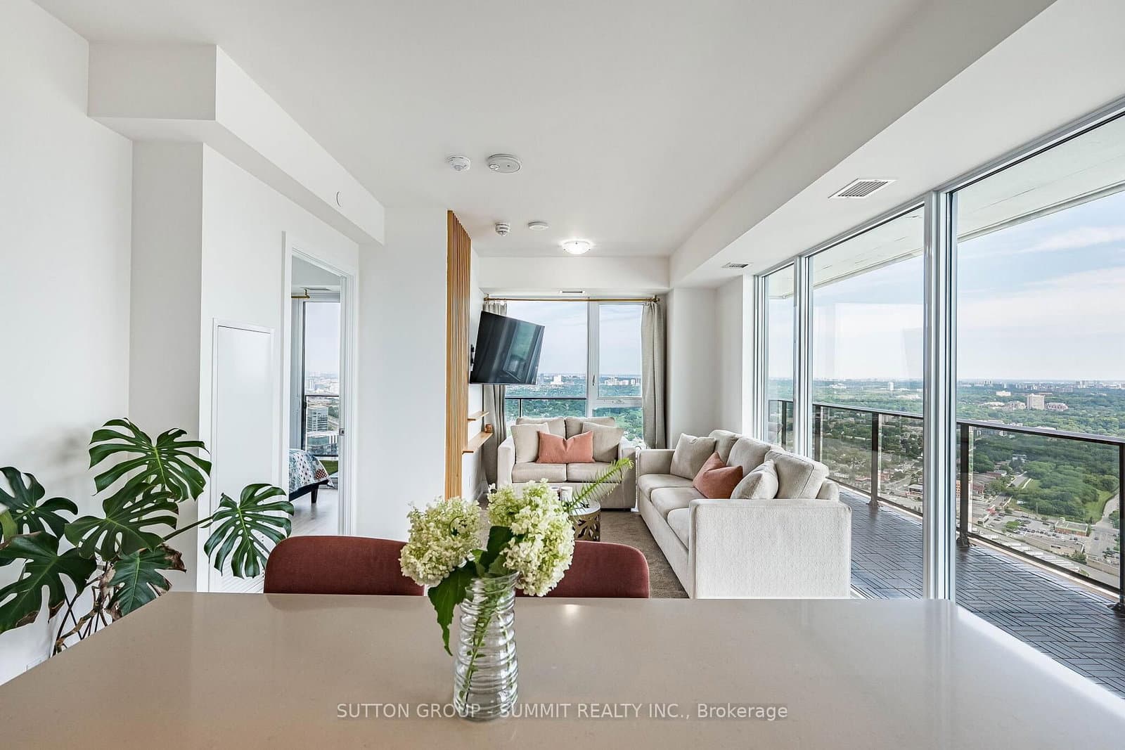 70 Annie Craig Drive, Unit 5102 thumbnail 12