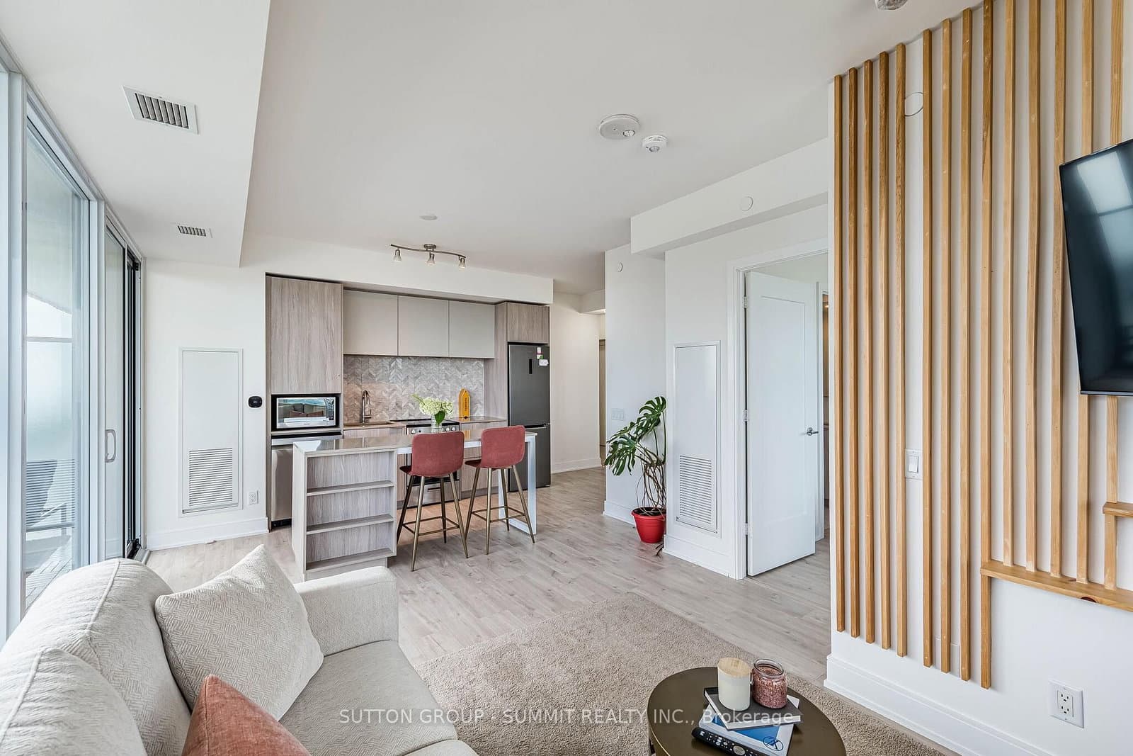 70 Annie Craig Drive, Unit 5102 thumbnail 16