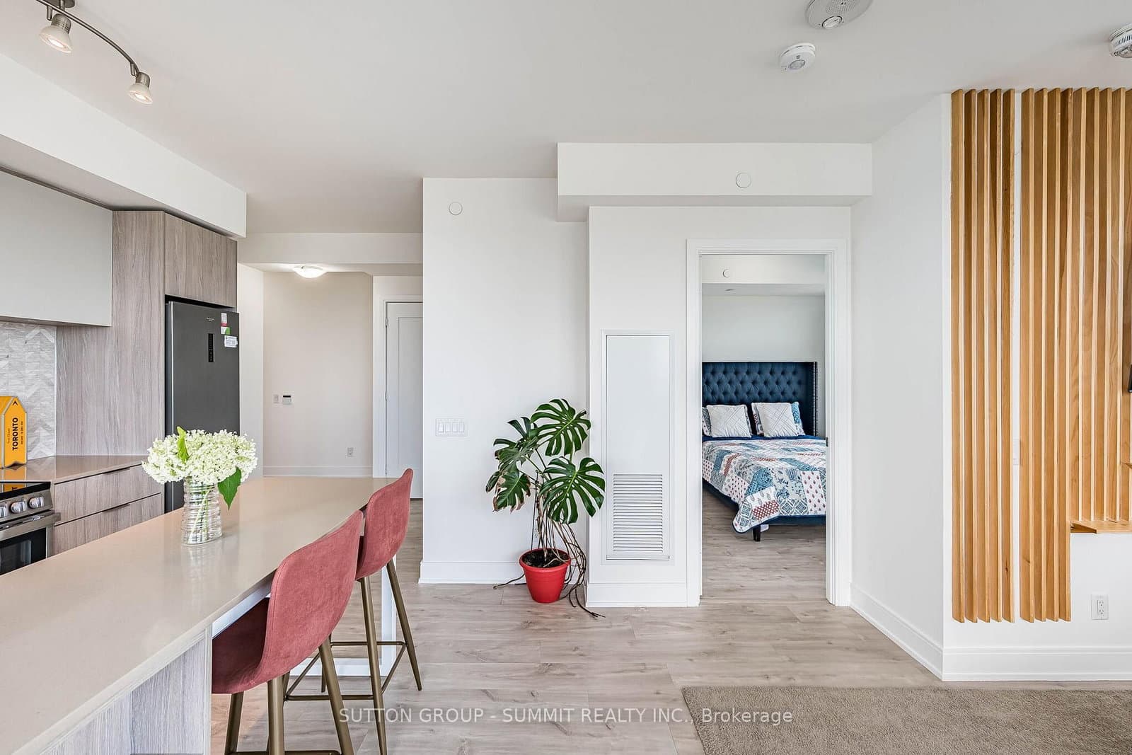 70 Annie Craig Drive, Unit 5102 thumbnail 18