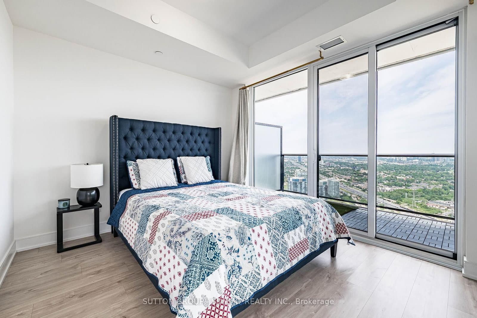 70 Annie Craig Drive, Unit 5102 thumbnail 19