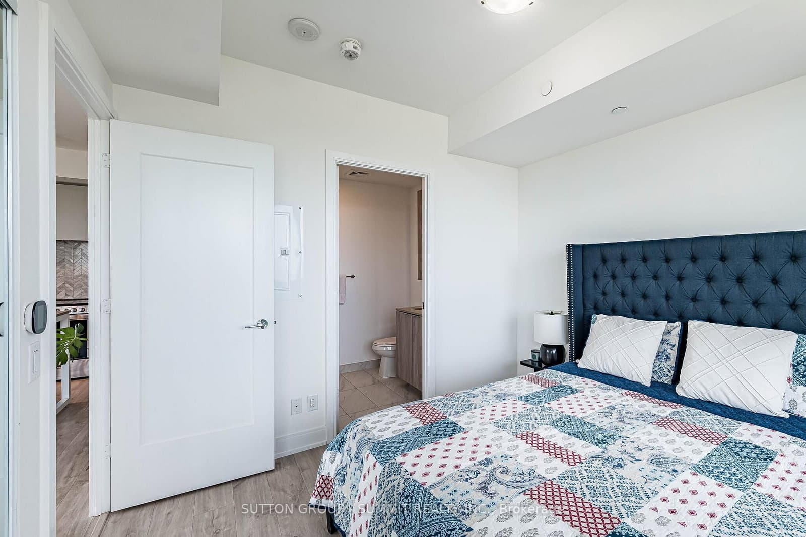 70 Annie Craig Drive, Unit 5102 thumbnail 20