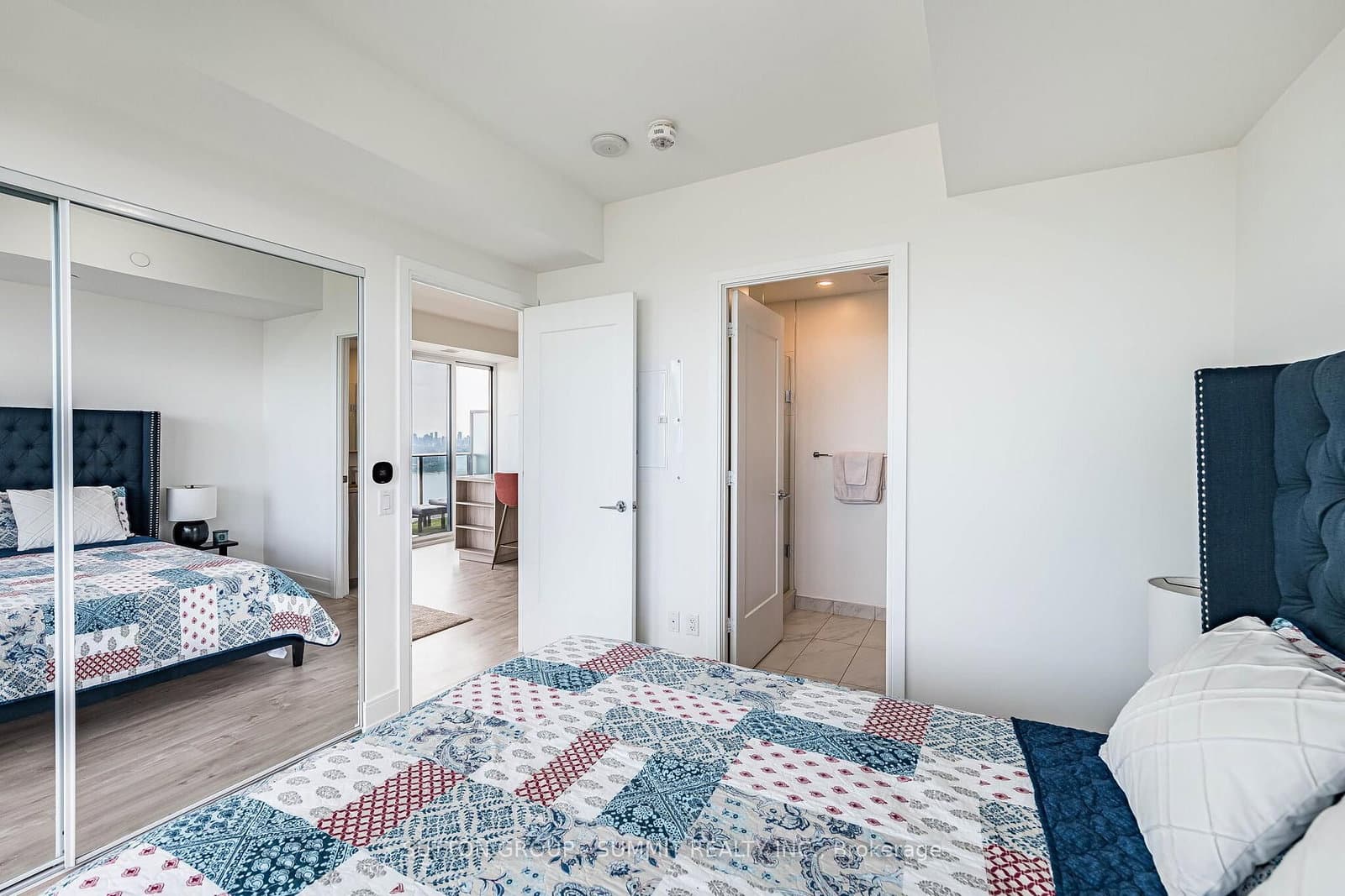 70 Annie Craig Drive, Unit 5102 thumbnail 21