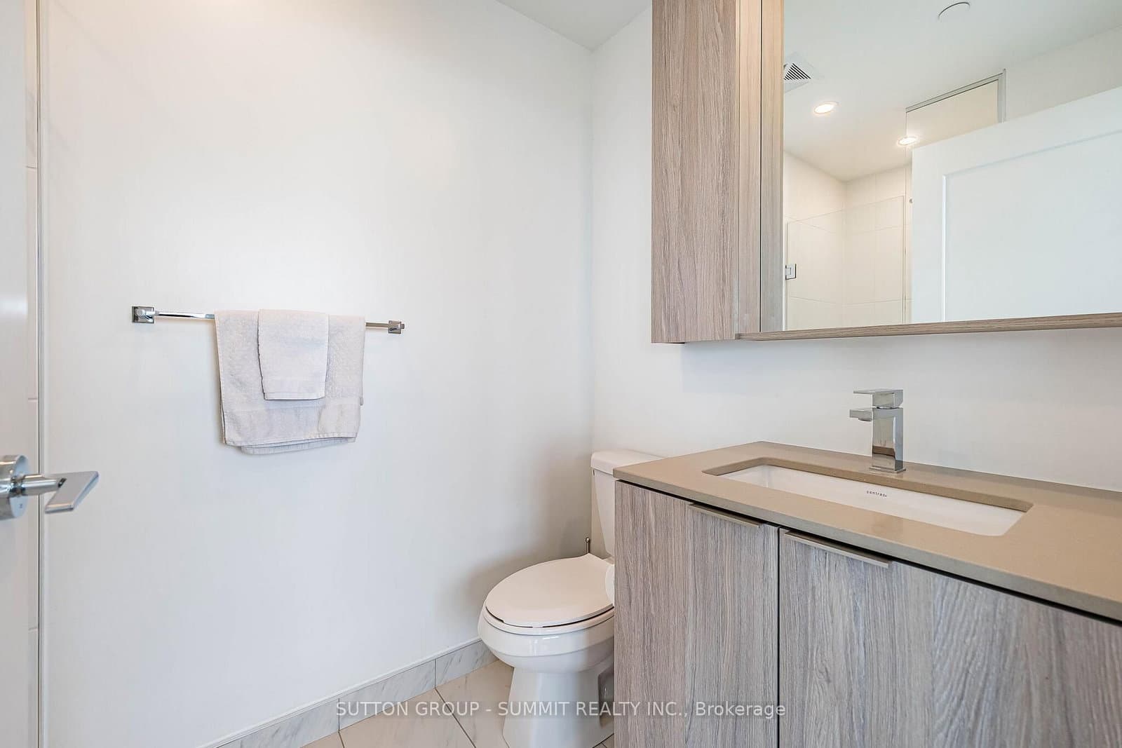 70 Annie Craig Drive, Unit 5102 thumbnail 22