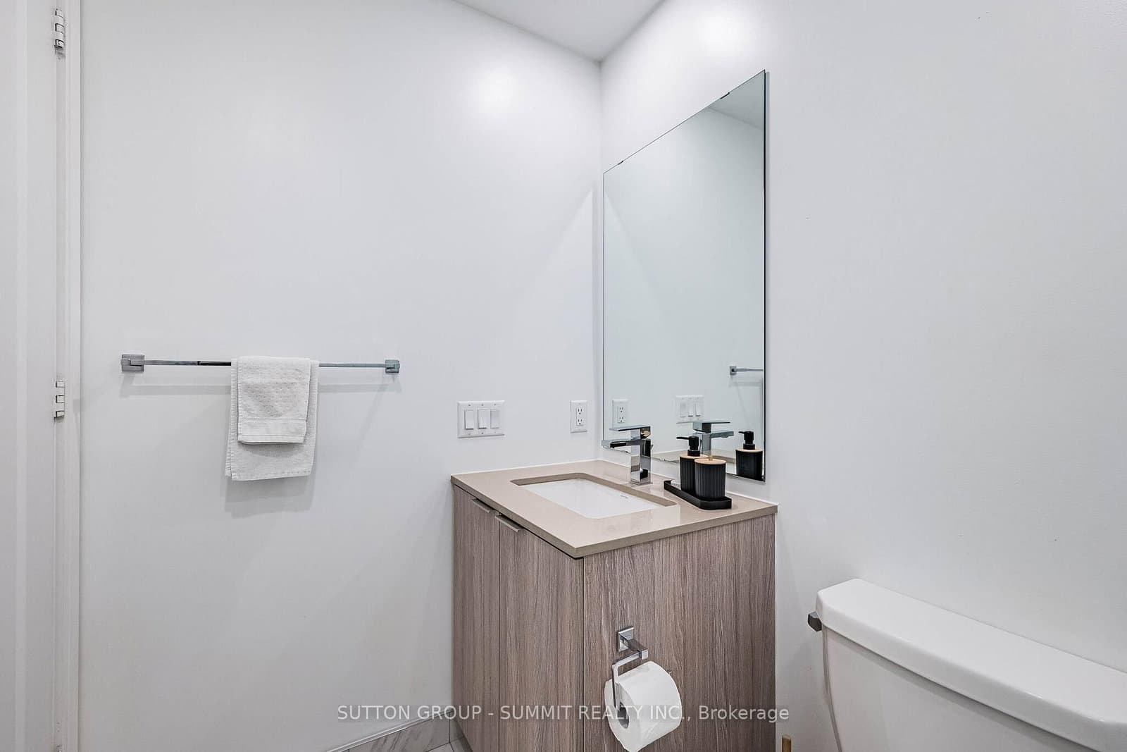 70 Annie Craig Drive, Unit 5102 thumbnail 25