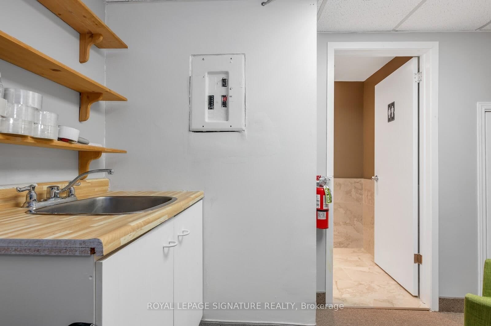 300 Lakeshore Road E, Unit 2 thumbnail 8