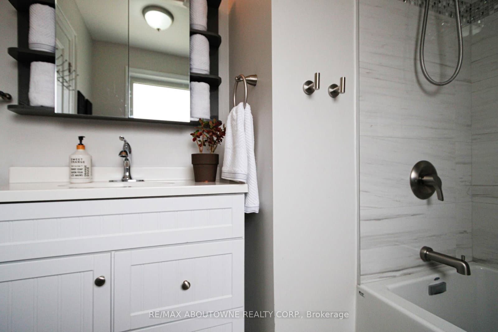 3302 Cardross Road thumbnail 20