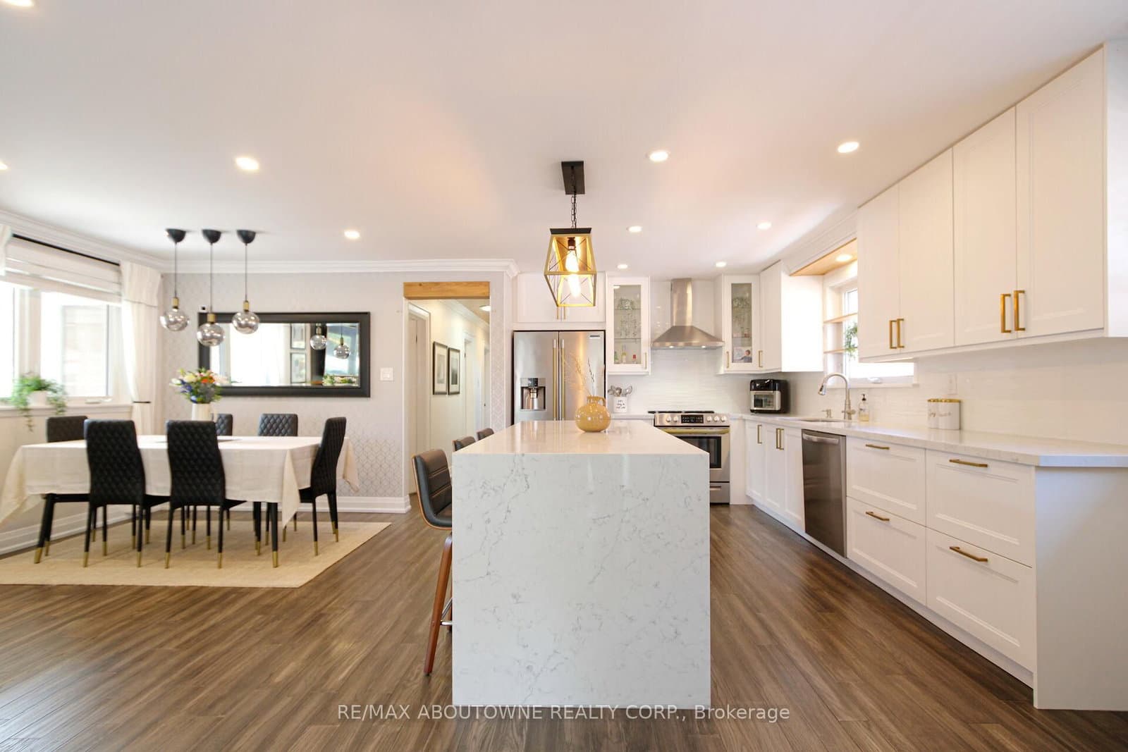 3302 Cardross Road thumbnail 9