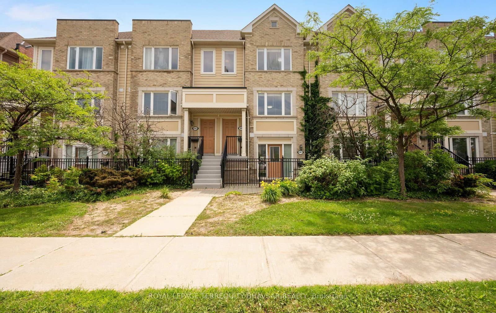 3098 Eglinton Avenue W, Unit 94 - Image 1