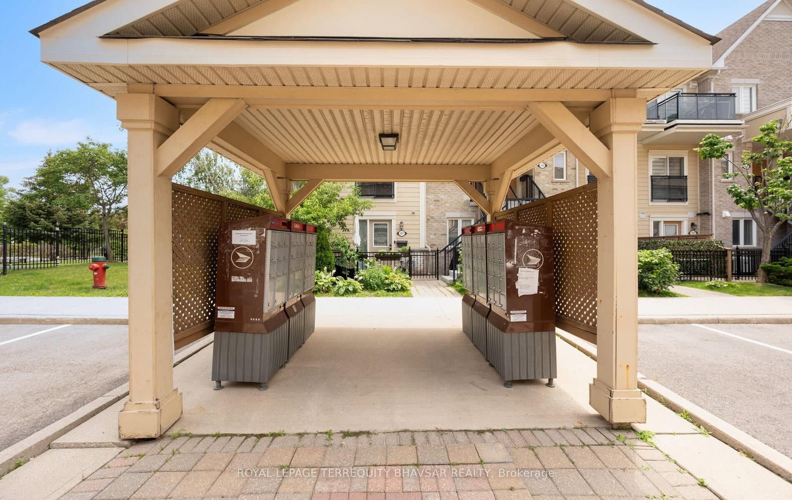3098 Eglinton Avenue W, Unit 94 thumbnail 48