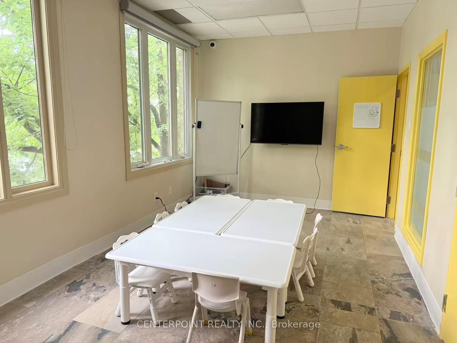 408 North Service Road E, Unit 200 thumbnail 11