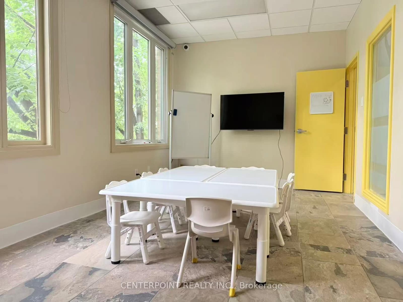 408 North Service Road E, Unit 200 thumbnail 12