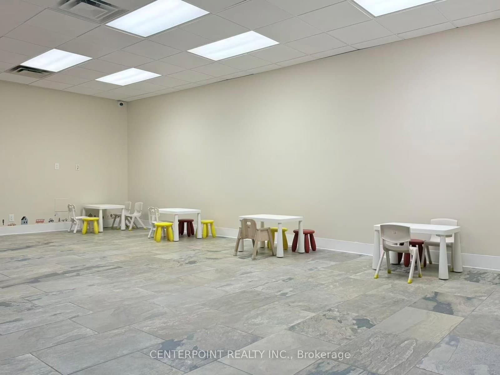408 North Service Road E, Unit 200 thumbnail 17