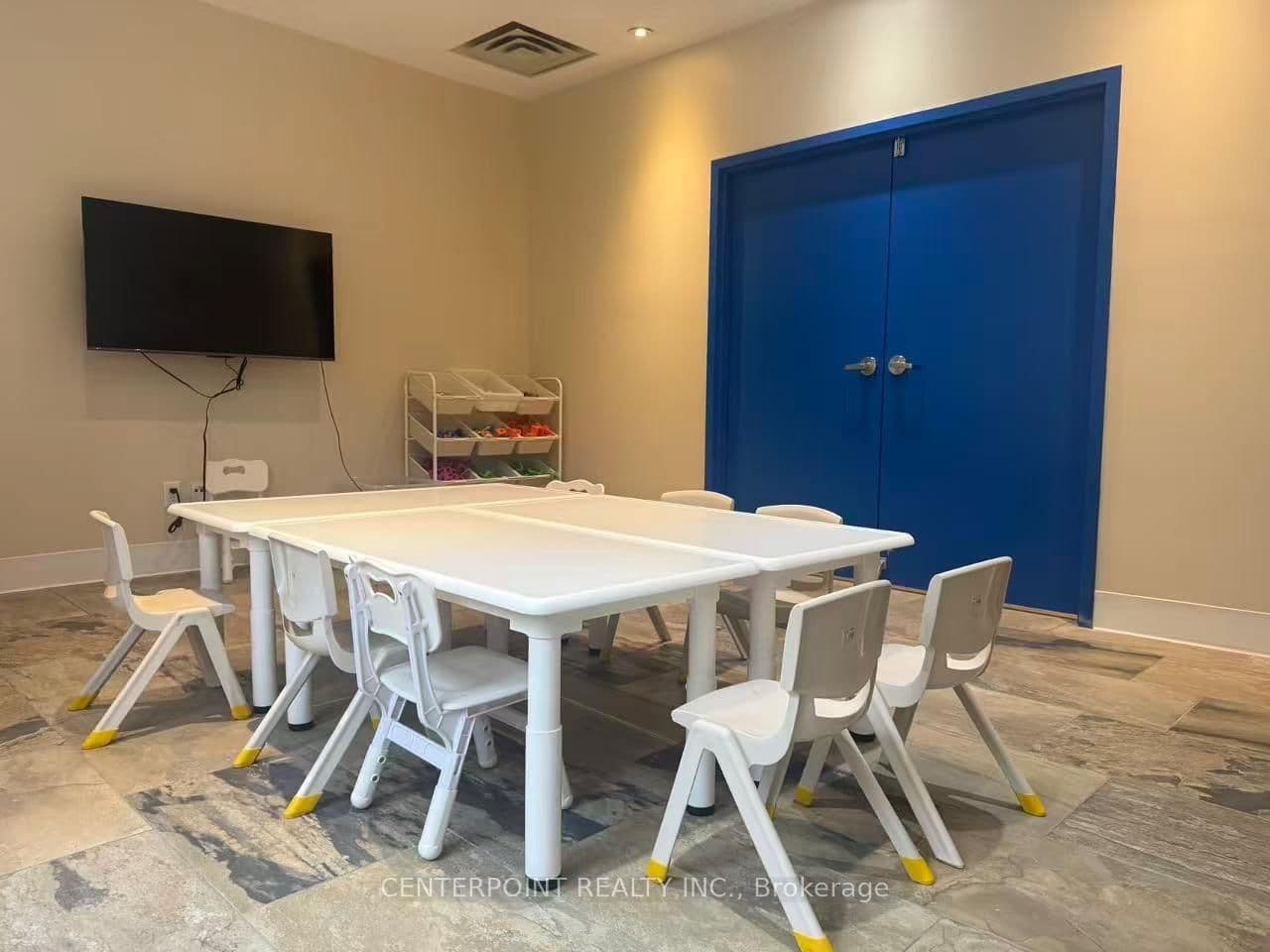 408 North Service Road E, Unit 200 thumbnail 18