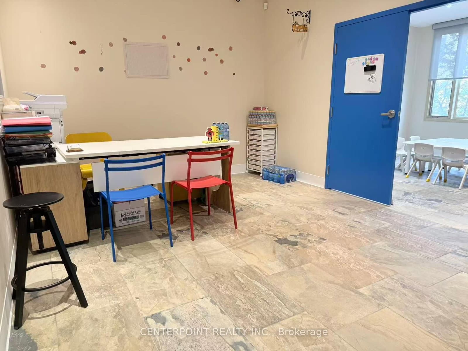 408 North Service Road E, Unit 200 thumbnail 4