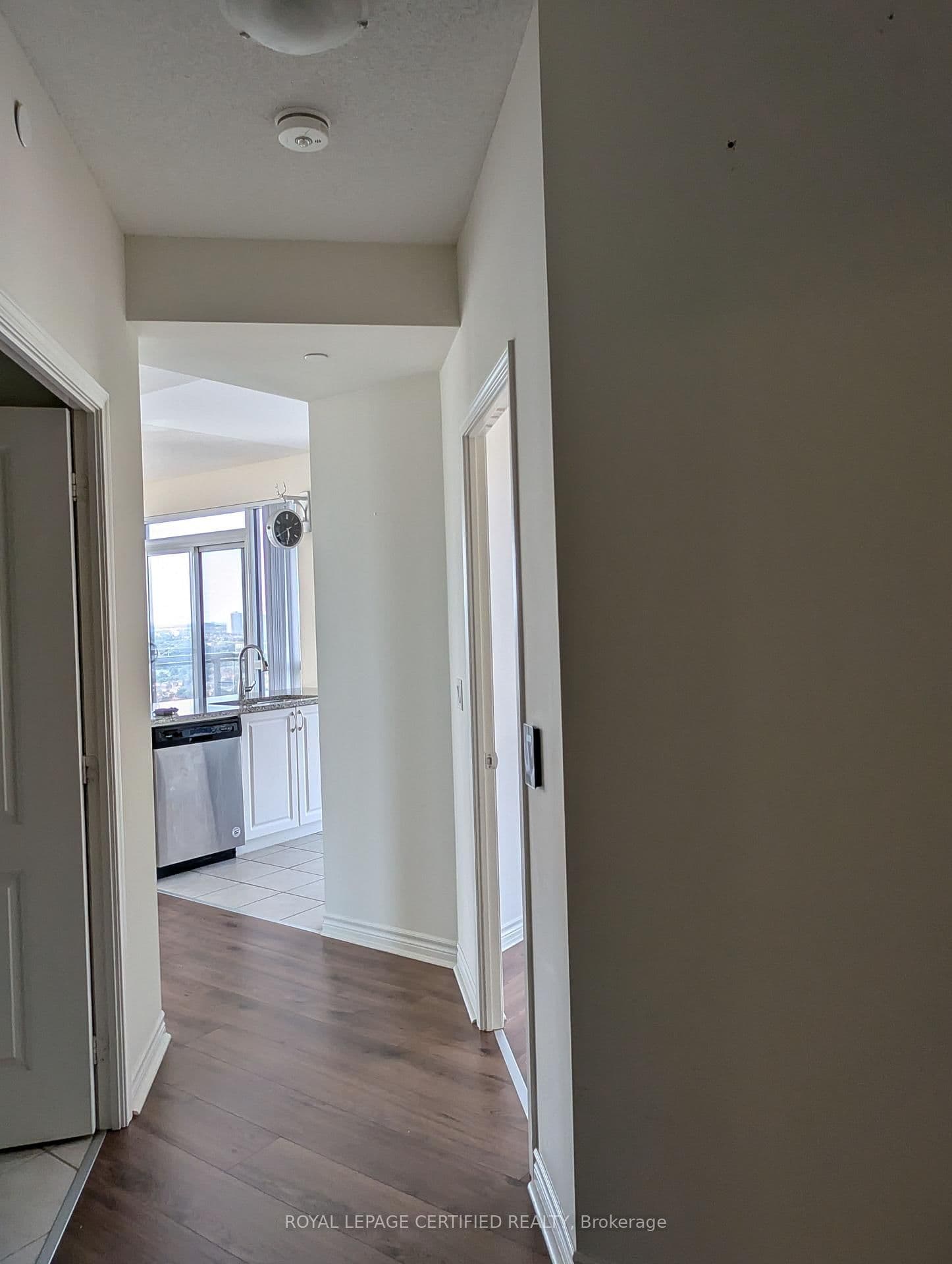 349 W Rathburn Road W, Unit 2205 thumbnail 3