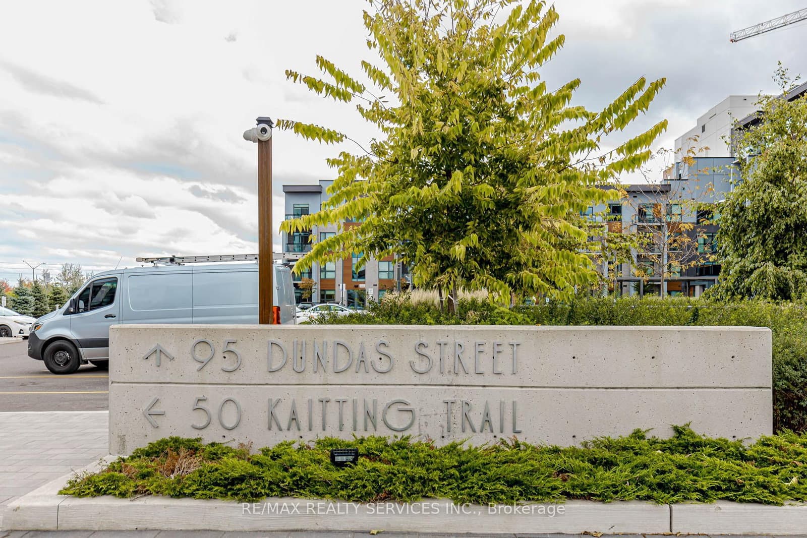 95 Dundas Street W, Unit 101 - Image 1