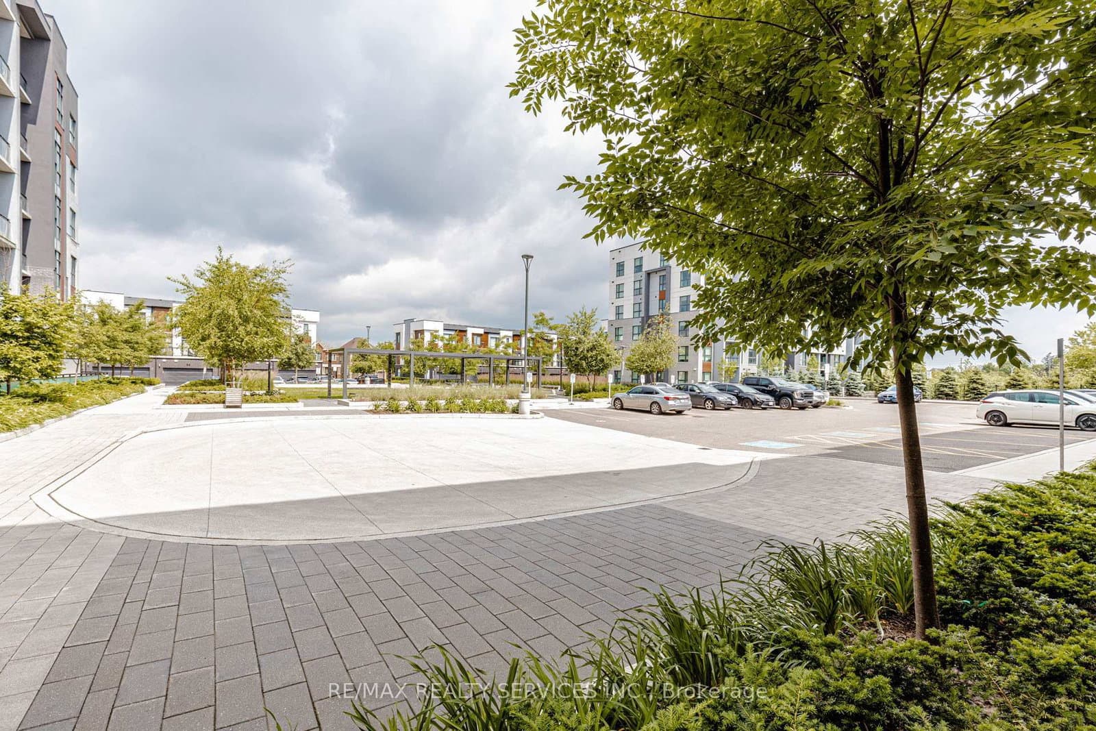 95 Dundas Street W, Unit 101 thumbnail 28