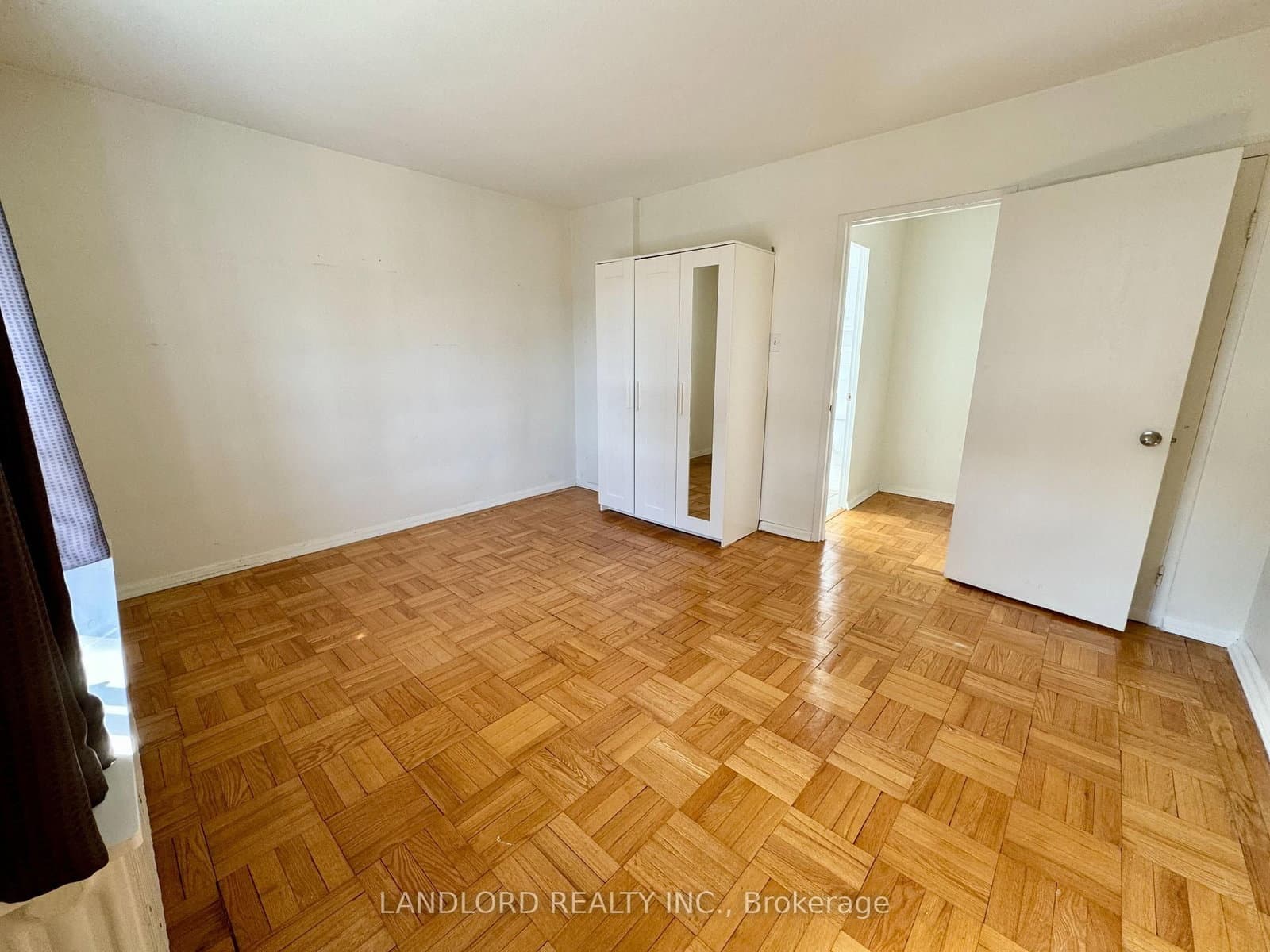 2696 Lake Shore Boulevard W, Unit 5 thumbnail 11
