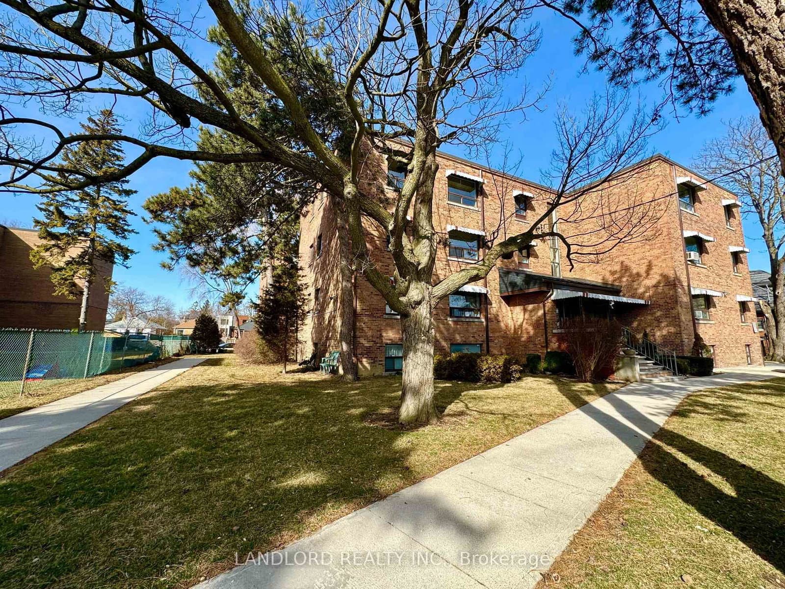 2696 Lake Shore Boulevard W, Unit 5 thumbnail 18