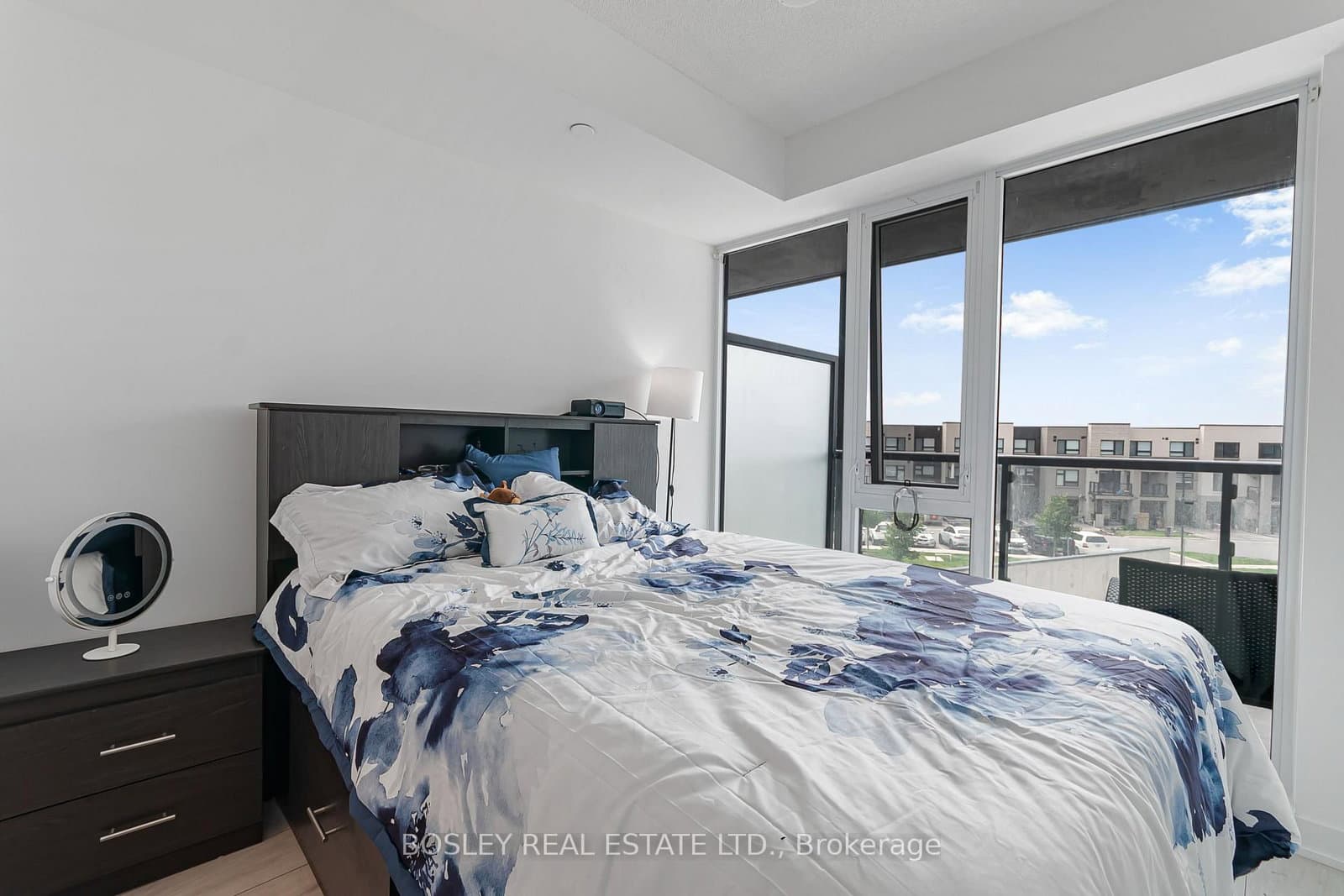 3200 Dakota Common, Unit B - 315 thumbnail 12