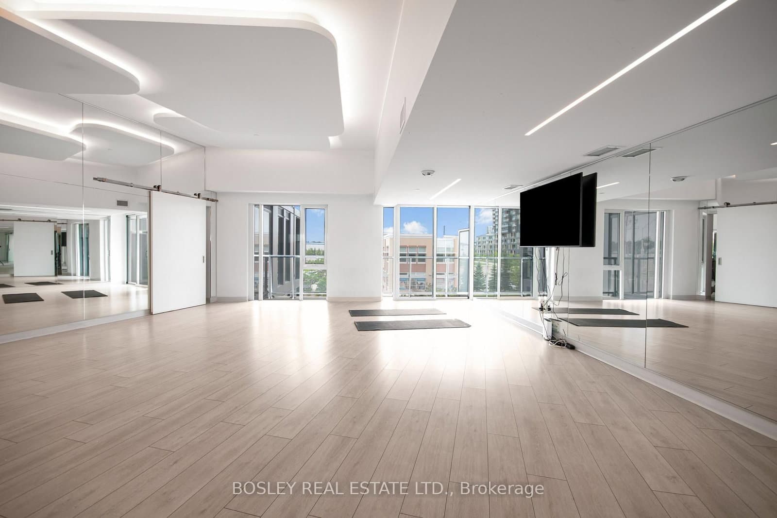 3200 Dakota Common, Unit B - 315 thumbnail 21
