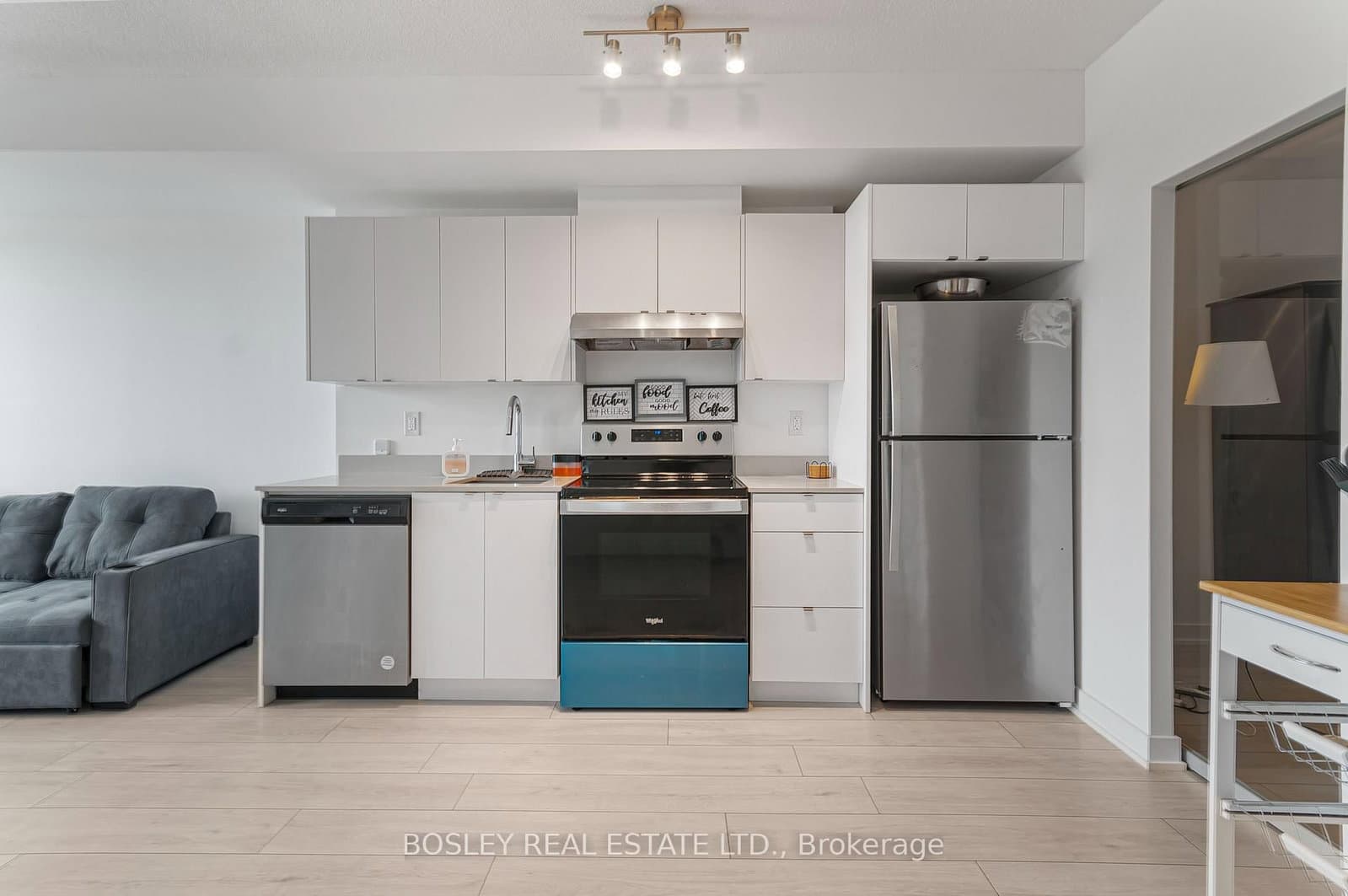 3200 Dakota Common, Unit B - 315 thumbnail 3