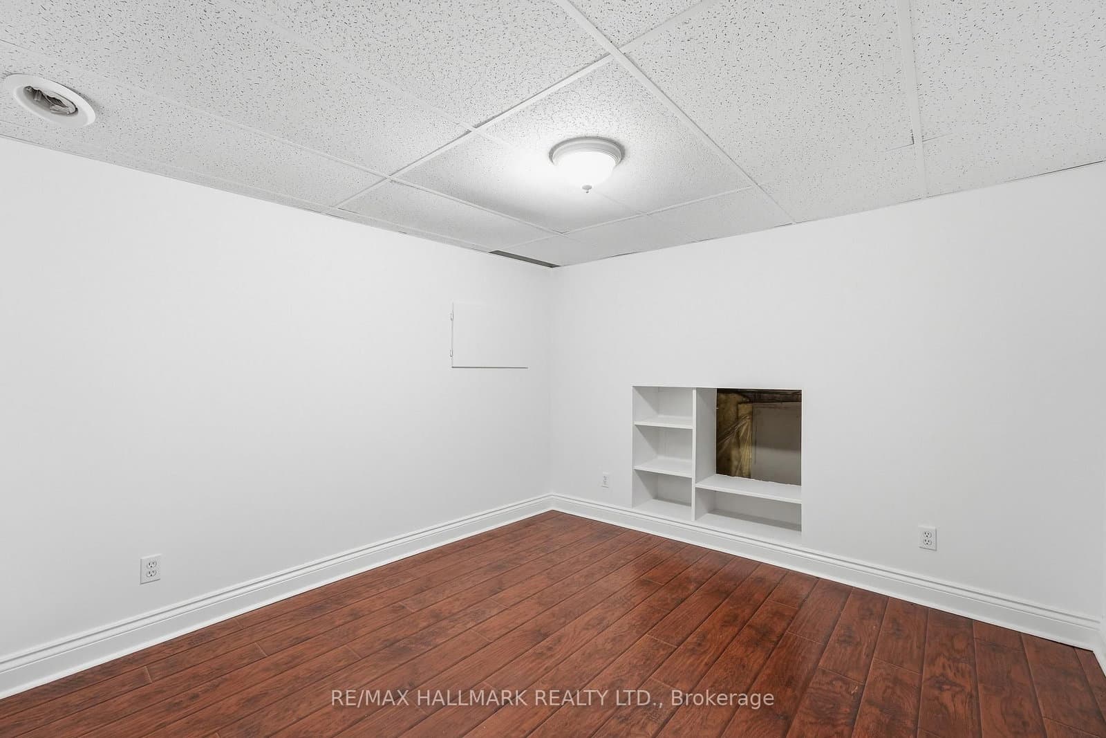2013 Rosemount Crescent thumbnail 30