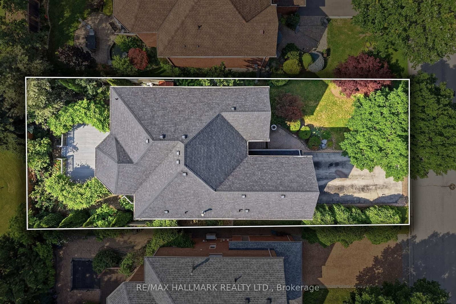 2013 Rosemount Crescent thumbnail 47